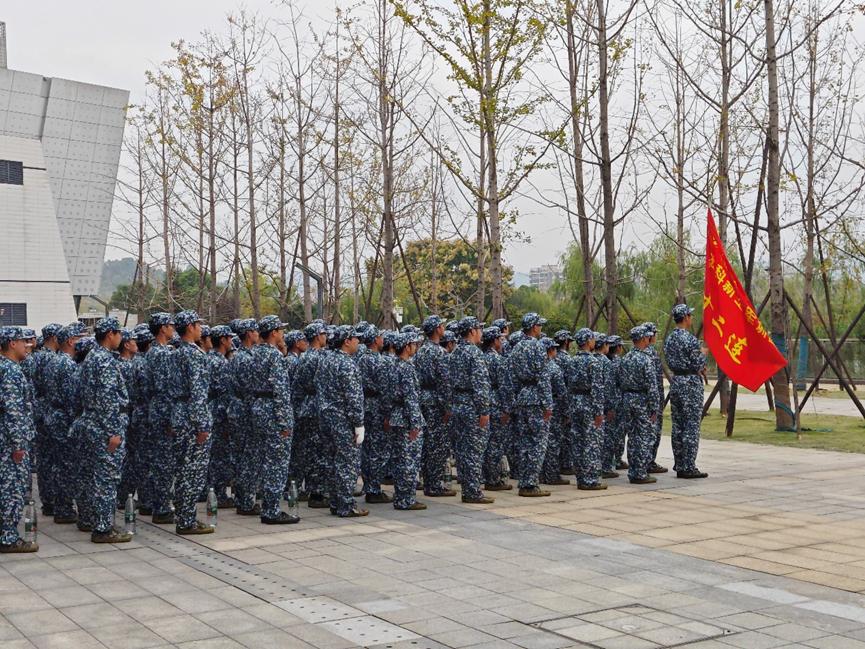 H动漫