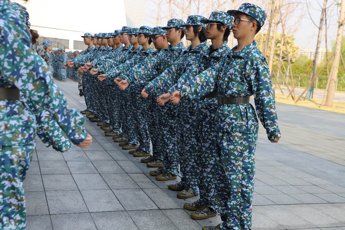 H动漫