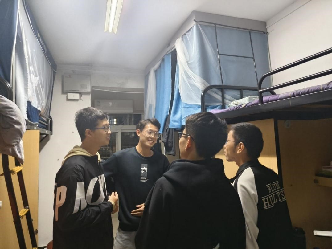 H动漫