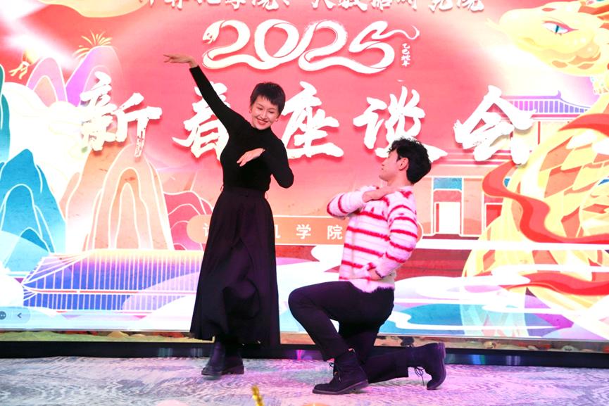 H动漫